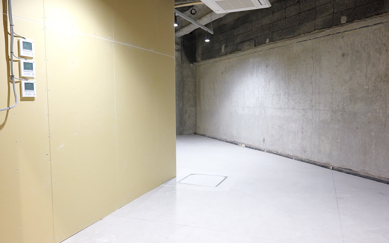 枚方市駅前吉泉ビル B1-1