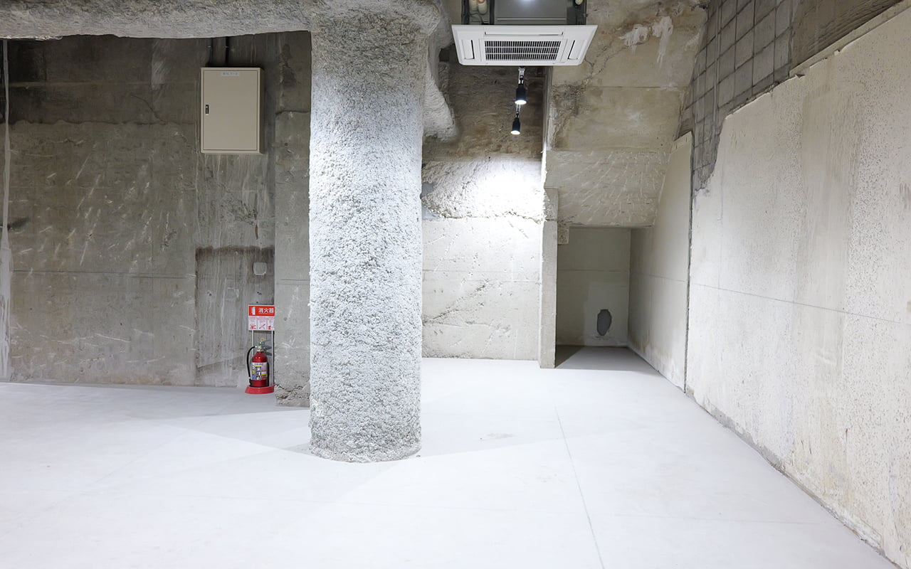 枚方市駅前吉泉ビル B1-2